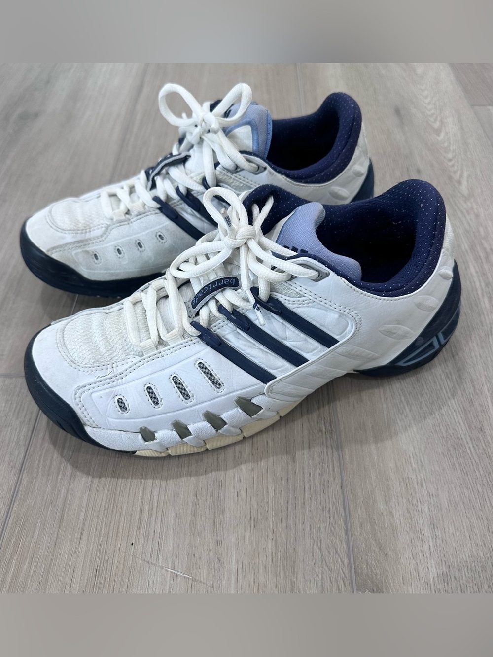 Adidas barricade tennis shoe sneakers climalite 6.5 White blue accent